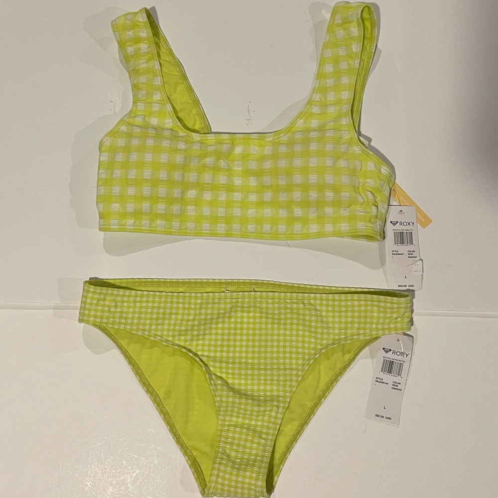 New Women’s RoxyTwo Piece Swimsuit, Size L